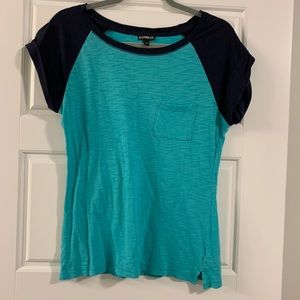 Express roll-cuff baseball T